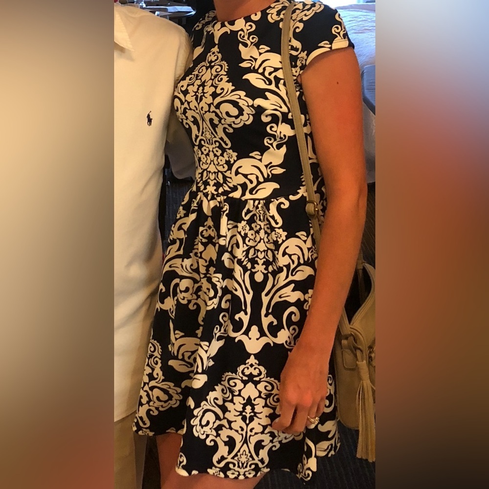 ✨HP✨Beautiful B. Darlin Dress - Picture 2 of 4
